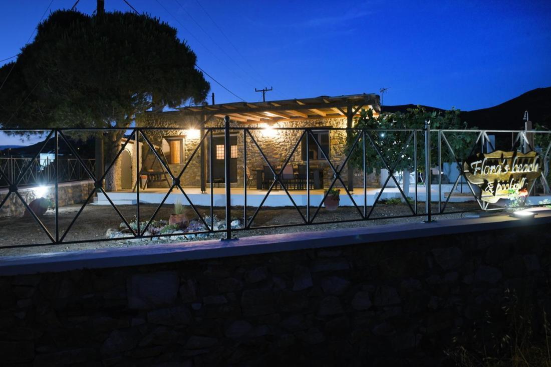 Flora'S Beach And Pool Villa In Syros Liaropá Extérieur photo